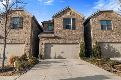 620 Hutchinson Ln, Lewisville, TX, 75077-3392 | Card Image
