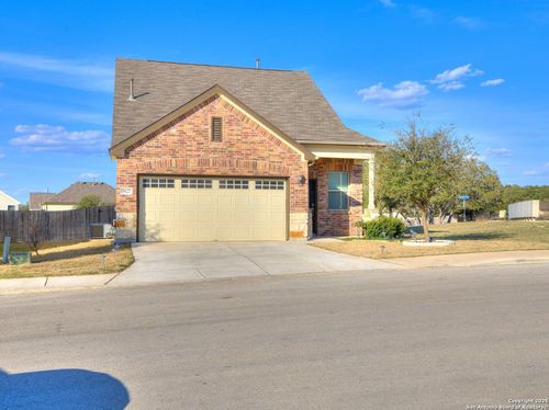 5627 Chestnut Xing, San Antonio, TX, 78266-4415 | Card Image