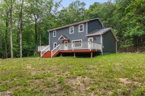 557 Burnt Meadow Rd, Hewitt, NJ, 07421-3502 | Card Image