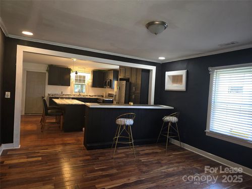 2322 Augusta St, Charlotte, NC, 28216-4607 | Card Image
