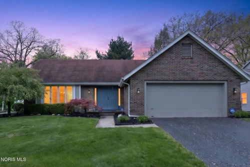 4341 Vicksburg Dr, Sylvania, OH, 43560-3209 | Card Image