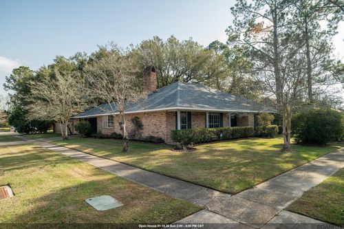 613 Kimmeridge Dr, Baton Rouge, LA, 70815-6928 | Card Image