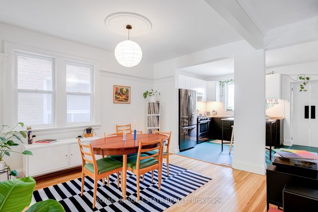 118 Mulock Ave, House attached with 3 bedrooms, 2 bathrooms and 1 parking in Toronto ON | Image 6