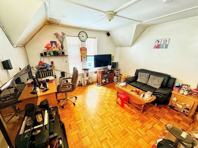 106 Eutaw Ave, Home with 4 bedrooms, 3 bathrooms and null parking in Lynn MA | Image 23