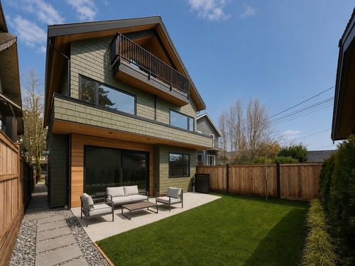 2-2755 W 11th Ave, Vancouver, BC, V6K2L8 | Card Image