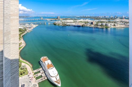 3510-335 S Biscayne Blvd, Miami, FL, 33131-2360 | Card Image