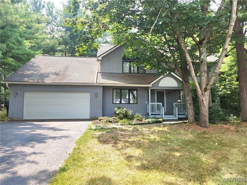 36 Braunview Way, Orchard Park, NY, 14127-2000 | Card Image