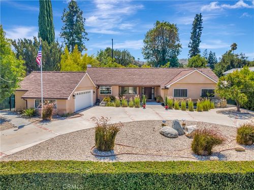 4532 Del Moreno Dr, Woodland Hills, CA, 91364-4638 | Card Image