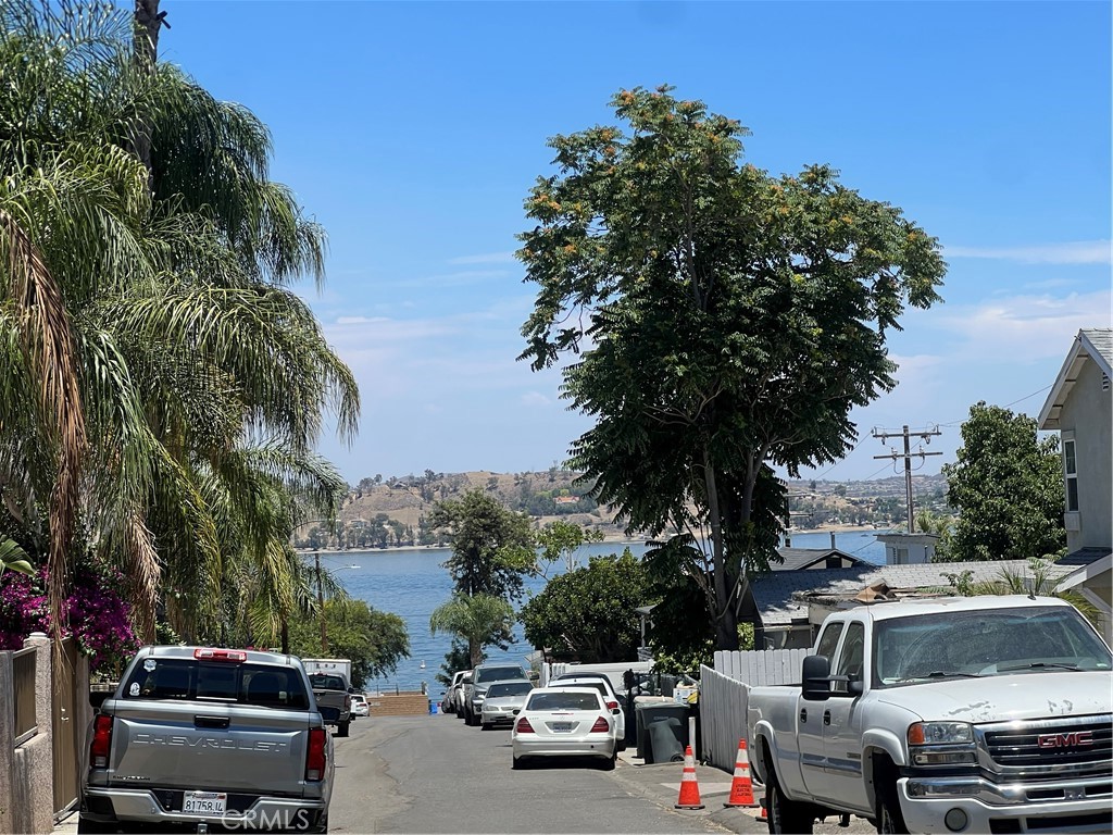 Land in Lake Elsinore 5
