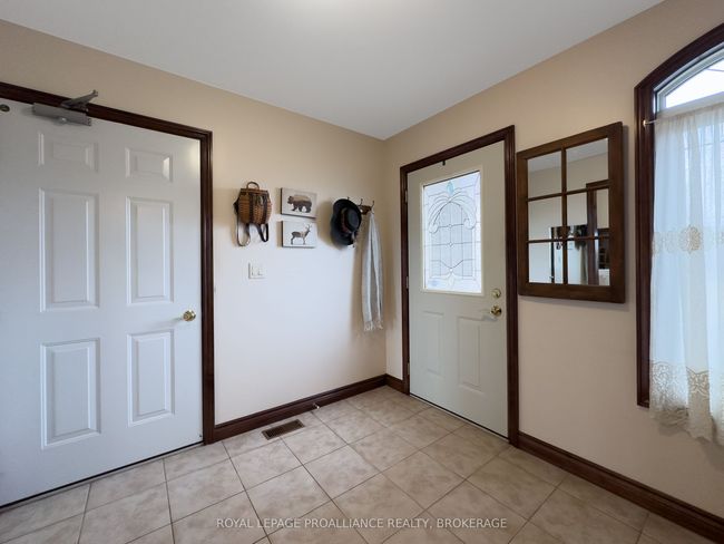 4734 Lakeside Lane, House other with 6 bedrooms, 5 bathrooms and 4 parking in Bath ON | Image 21