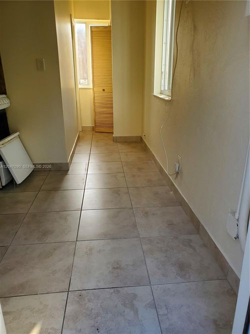 03-13770 Ne 20th Pl, North Miami Beach, FL, 33181-1669 | Card Image