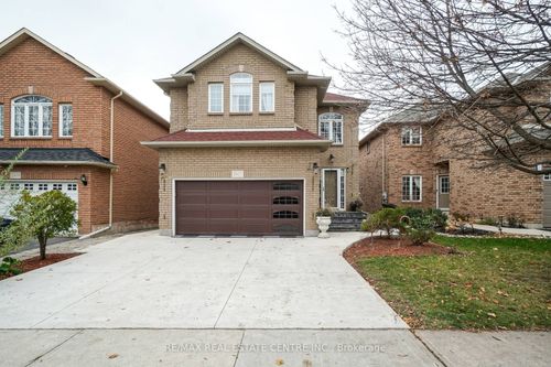 2427 Valley Heights Cres, Oakville, ON, L6H6X2 | Card Image