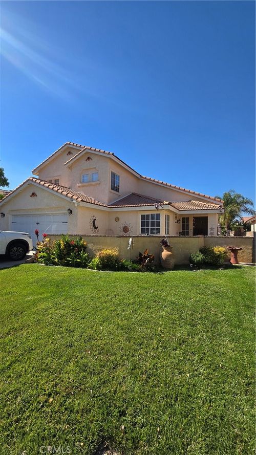 1523 E Avenue J6, Lancaster, CA, 93535-5093 | Card Image