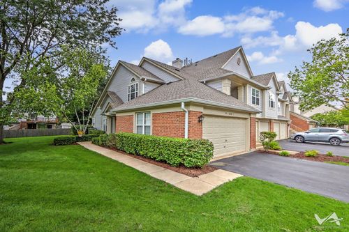 1-1628 Columbia Cir, Bartlett, IL, 60103-8983 | Card Image