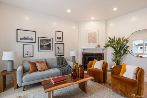 1974 34th Ave, San Francisco, CA, 94116-1106 | Card Image