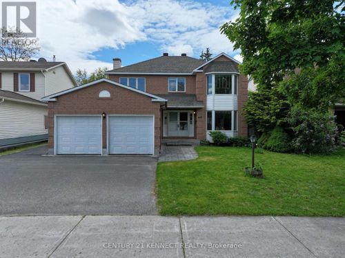 848 Fairlawn Ave, Ottawa, ON, K2A4C2 | Card Image