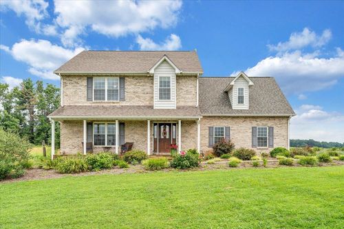 275 Creighton Dr, Rocky Mount, VA, 24151-6763 | Card Image