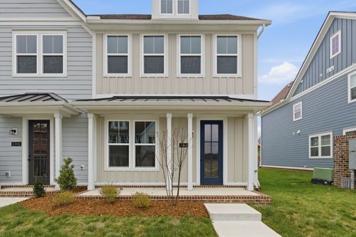 140 Valentine Aly, Nashville, TN, 37218-3059 | Card Image