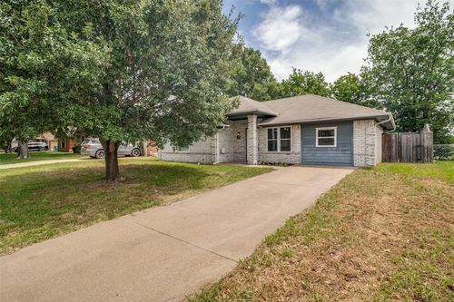 1005 Phillips Cir, Kaufman, TX, 75142-2981 | Card Image