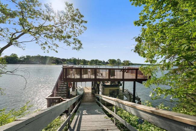 106 Catlett Ct, House other with 4 bedrooms, 2 bathrooms and null parking in Moneta VA | Image 14