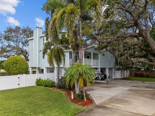 405 Charleston Ave, CRYSTAL BEACH, FL, 34681 | Card Image