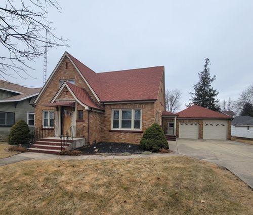 506 N 1st St, Ashton, IL, 61006-9477 | Card Image