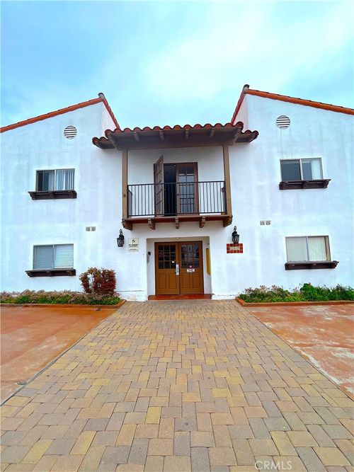 109-147 Avenida Serra, San Clemente, CA, 92672-4760 | Card Image