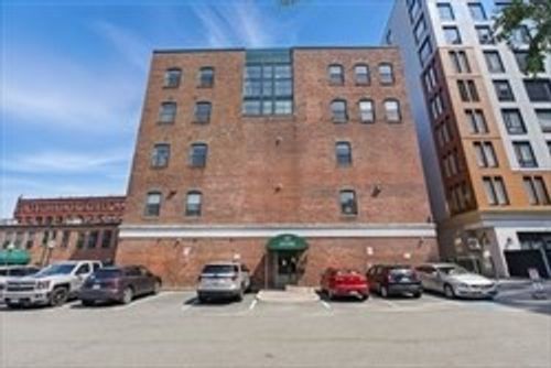 403-170 Oxford St, Lynn, MA, 01901-1147 | Card Image