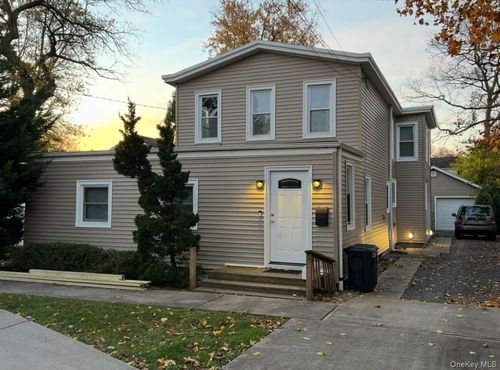 234 Foxhurst Rd, Oceanside, NY, 11572-2351 | Card Image