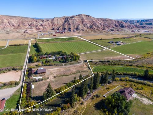 17 Rocking Chair Rd, Dubois, WY, 82513 | Card Image
