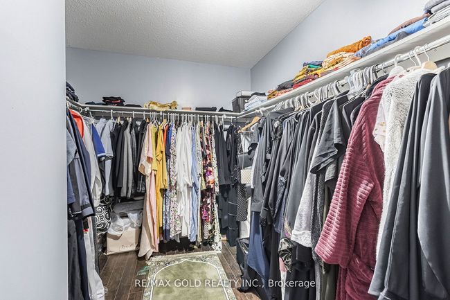 251 Father Tobin Rd, House other with 6 bedrooms, 4 bathrooms and 4 parking in Brampton ON | Image 19