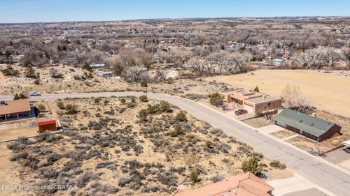 512 French Dr, Aztec, NM, 87410-2180 | Card Image