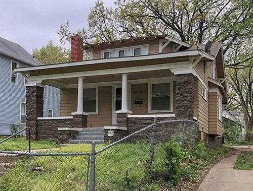 5716 Virginia Ave, Kansas City, MO, 64110-2856 | Card Image