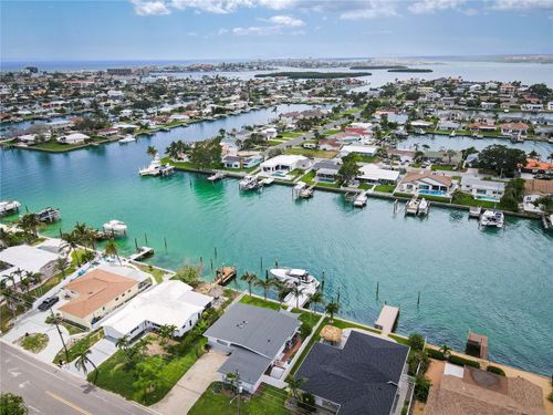 730 115th Ave, Treasure Island, FL, 33706-1122 | Card Image