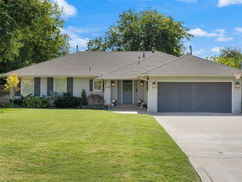 1722 Coventry Lane, Nichols Hills, OK, 73120 | Card Image