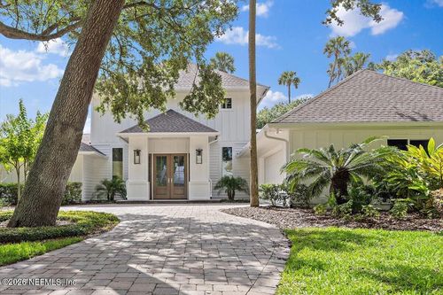 2253 Beachcomber Trl, Atlantic Beach, FL, 32233-4567 | Card Image