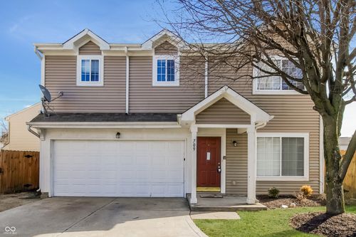 709 Cembra Dr, Greenwood, IN, 46143-7694 | Card Image