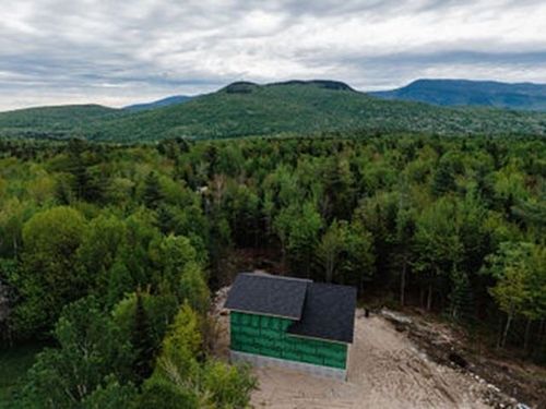 3 Gorham Heights Rd, Gorham, NH, 03581-4841 | Card Image