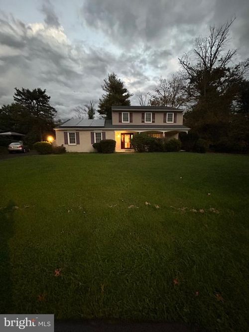 3705 Meyer Ln, HATBORO, PA, 19040-3719 | Card Image