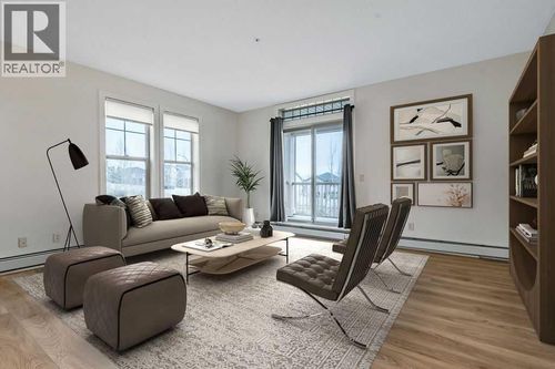 205 Sunset Dr, Cochrane, AB, T4C0H6 | Card Image