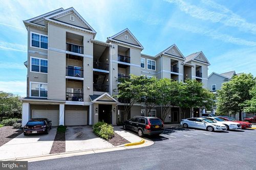 g-5115 Travis Edward Way, CENTREVILLE, VA, 20120-3063 | Card Image