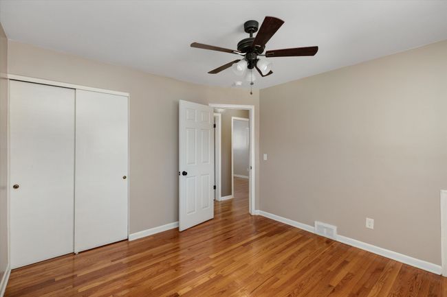 9974 Merriman Rd, House other with 3 bedrooms, 2 bathrooms and null parking in Livonia MI | Image 15