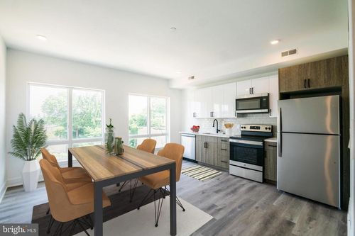 unit-404-1420 Point Breeze Ave, PHILADELPHIA, PA, 19146-4383 | Card Image