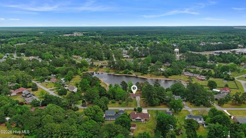 2328 N Lakeview Dr, Newport, NC, 28570-8548 | Card Image