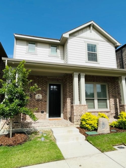 237 Eaglewood Dr, Flower Mound, TX, 75028-7022 | Card Image