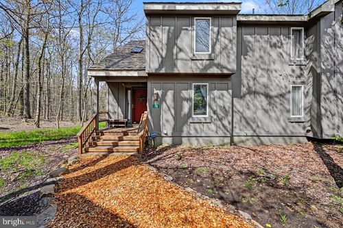 33 Elevator, Lake Harmony, PA, 18624 | Card Image