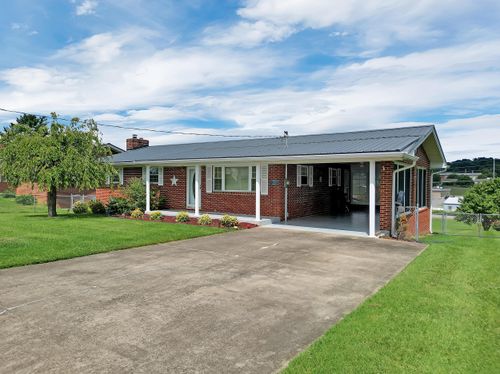 113 Virginia Dr, Greeneville, TN, 37745-4242 | Card Image