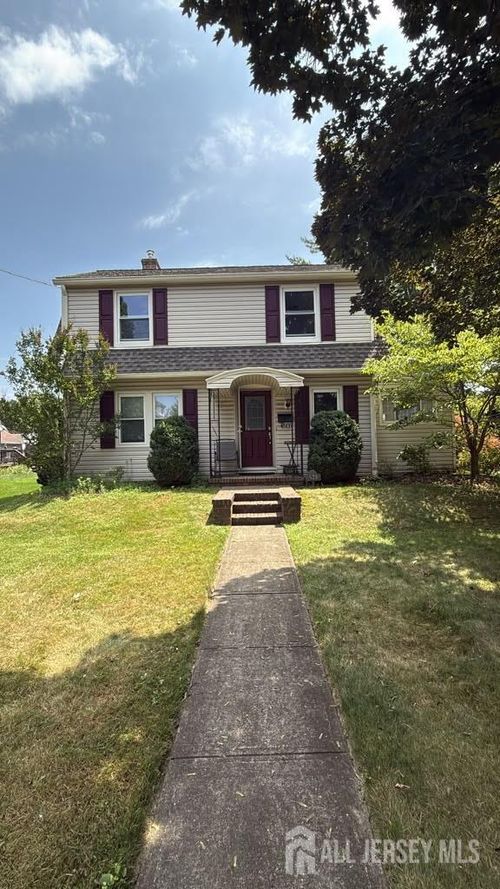 520 Winsor St, Bound Brook, NJ, 08805-1740 | Card Image