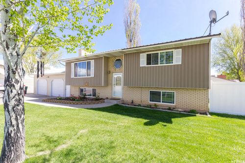 468 S 3500 W, Vernal, UT, 84078-8921 | Card Image