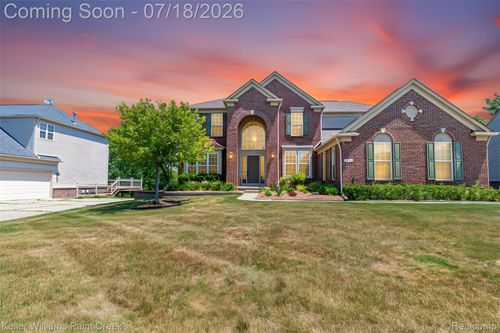 6423 Moonstone Dr, Grand Blanc, MI, 48439-7811 | Card Image